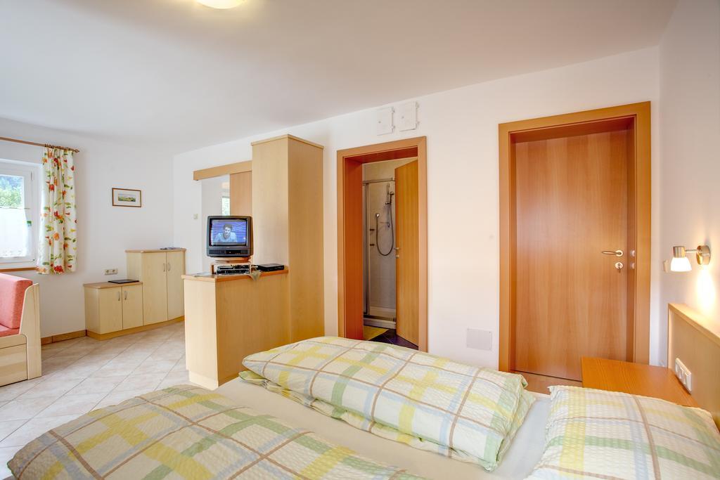 Appartements Haus Pichler Eggen Buitenkant foto